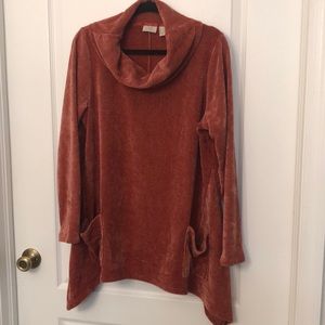 Rust color tunic top with pockets